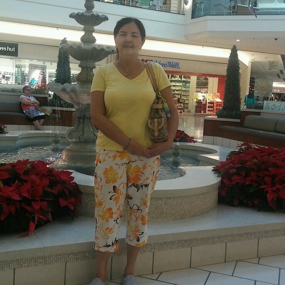 Meet your Posher, Wanda - Picture 1 of 1